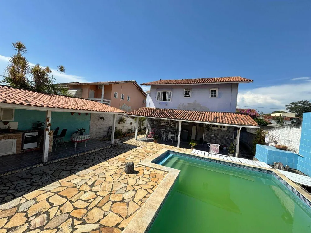 Casa, 4 quartos, 200 m² - Foto 2