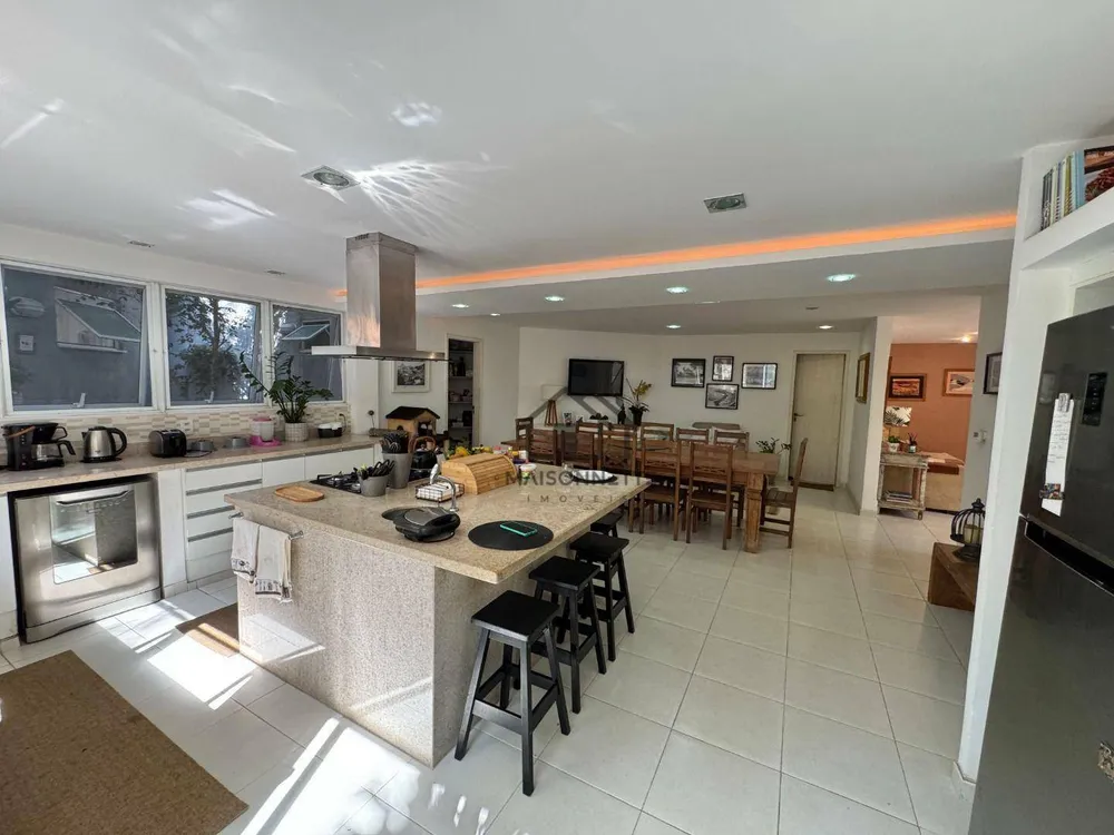 Casa, 5 quartos, 350 m² - Foto 31
