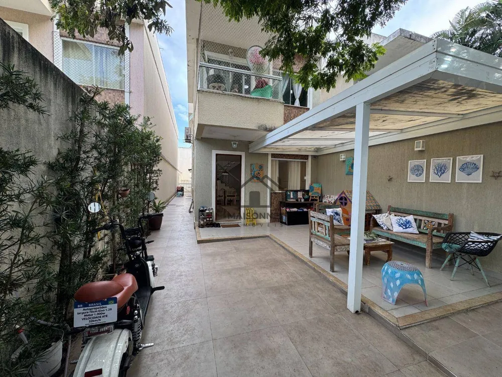 Casa, 4 quartos, 176 m² - Foto 1