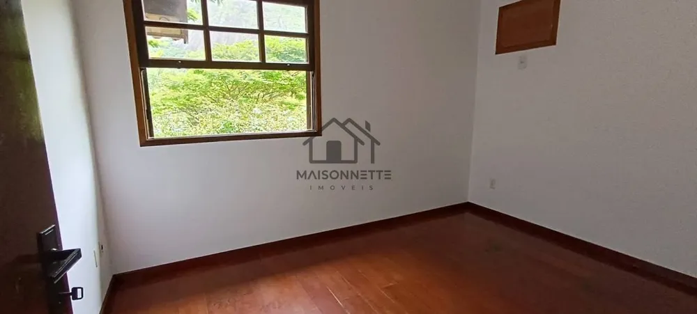 Casa, 3 quartos, 200 m² - Foto 12