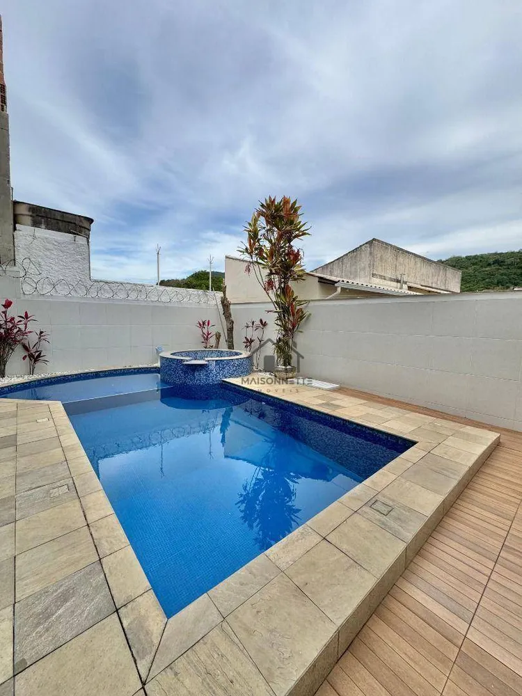 Casa, 6 quartos, 360 m² - Foto 7