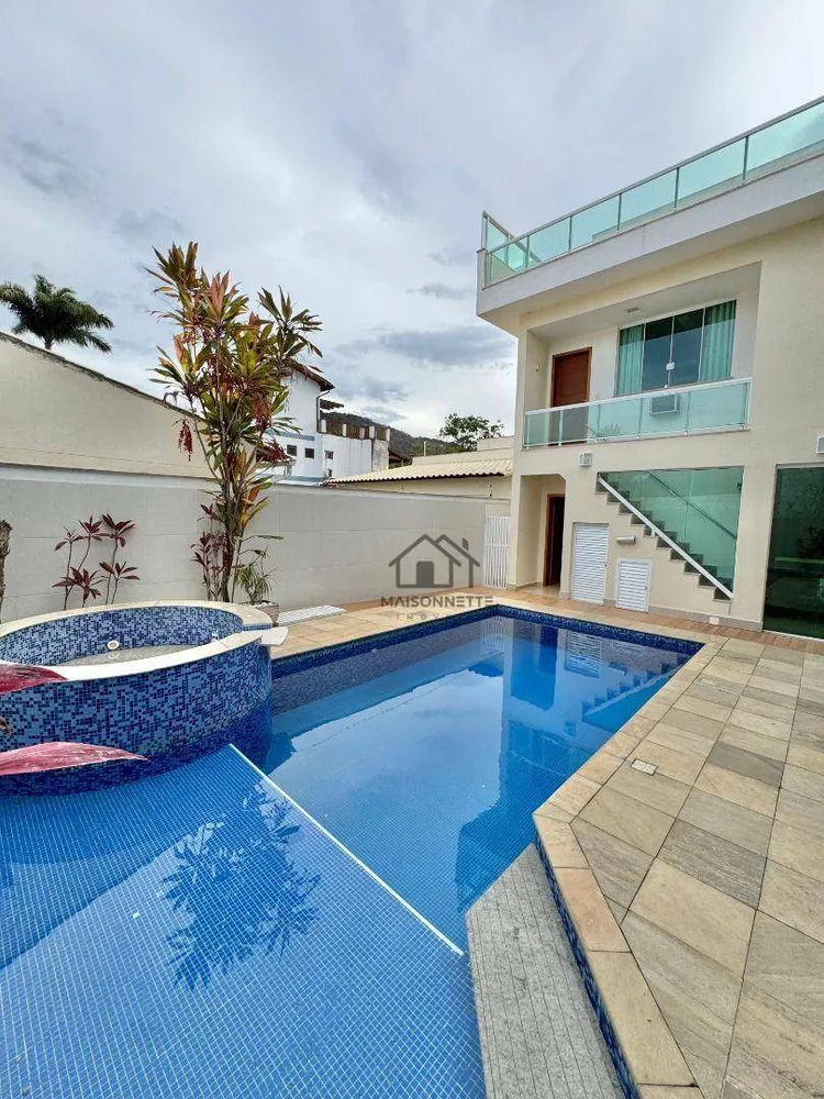 Casa, 6 quartos, 360 m² - Foto 4