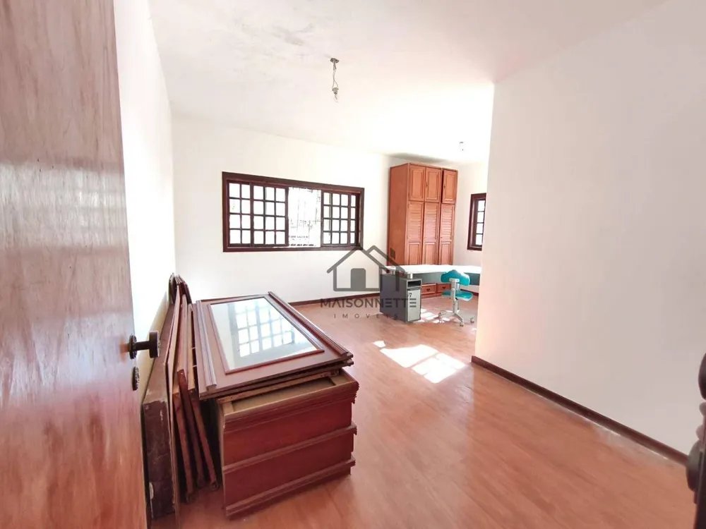 Casa, 4 quartos, 240 m² - Foto 11