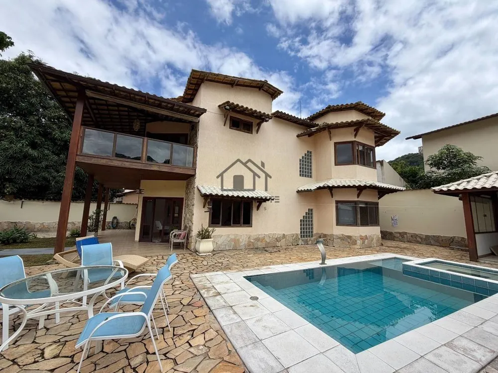 Casa, 4 quartos, 308 m² - Foto 2