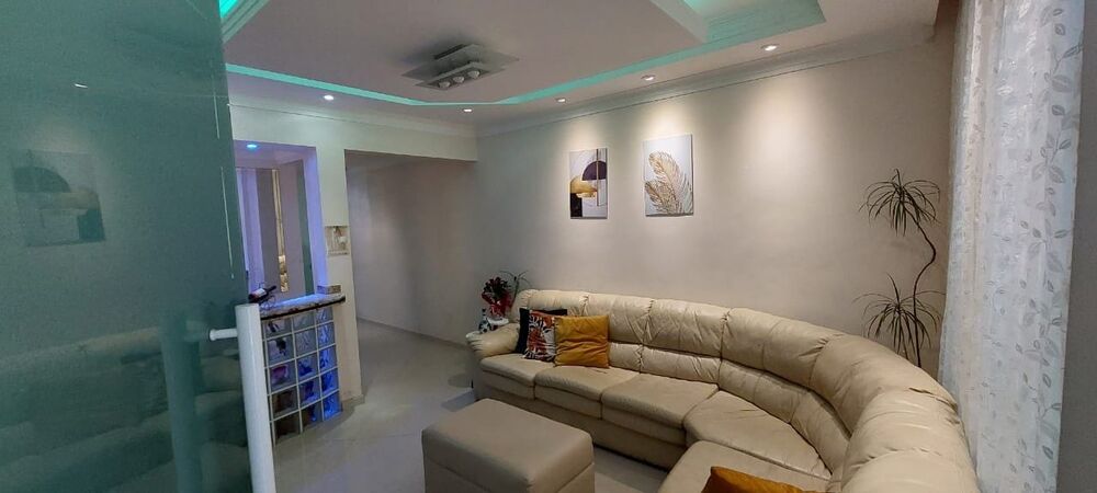 Casa, 3 quartos, 238 m² - Foto 4