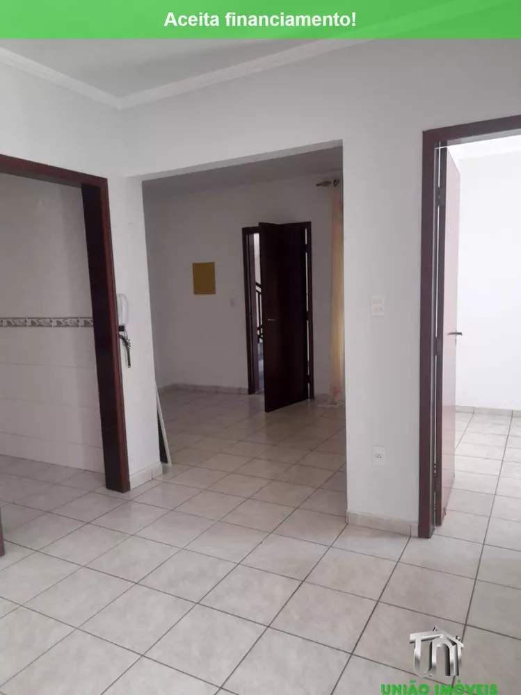 Apartamento à venda com 2 quartos, 60m² - Foto 1