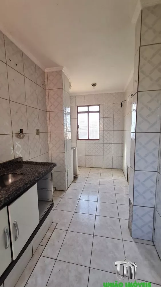 Apartamento à venda com 2 quartos, 40m² - Foto 4