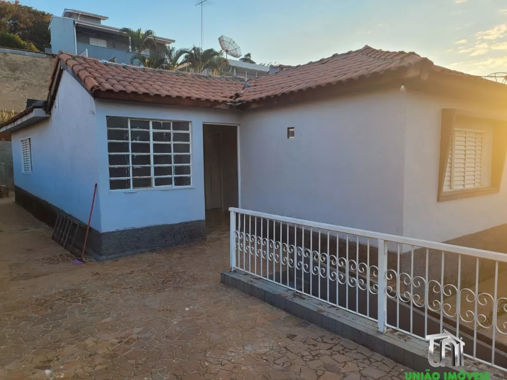 Casa à venda com 3 quartos - Foto 1