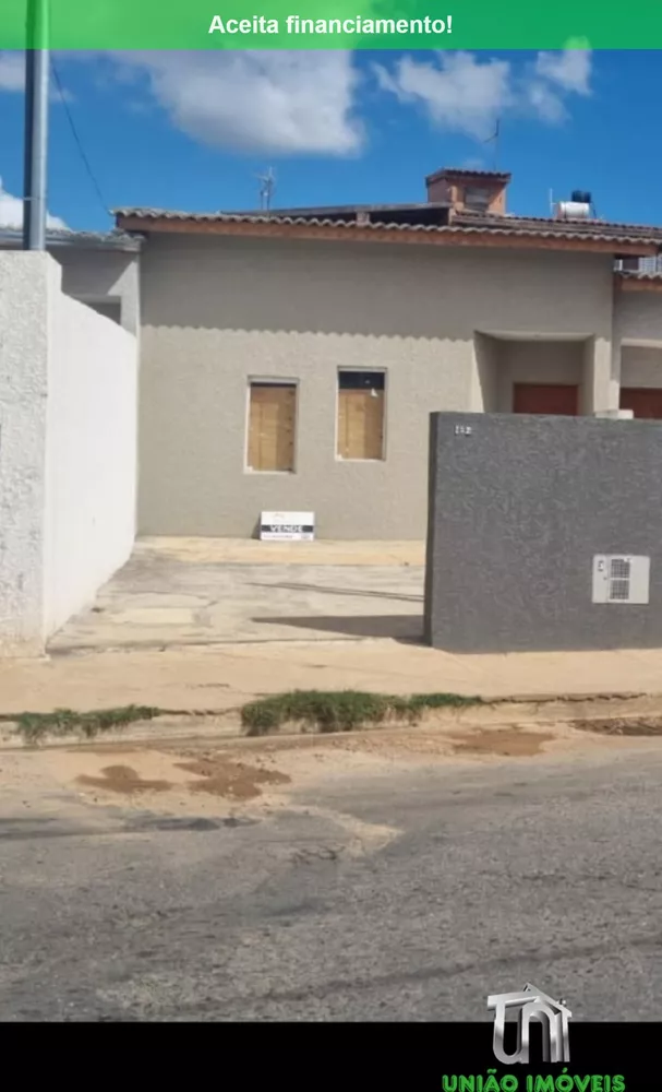 Casa à venda com 2 quartos - Foto 1