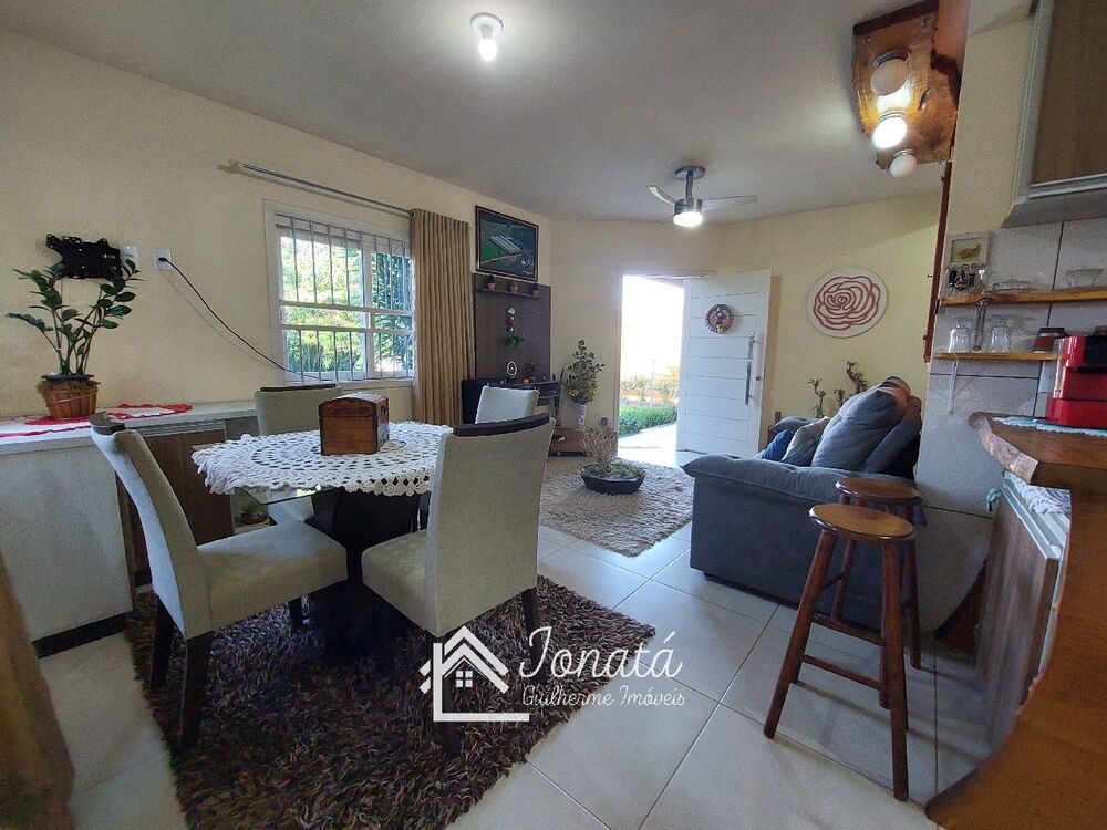 Casa à venda com 2 quartos, 2063m² - Foto 8