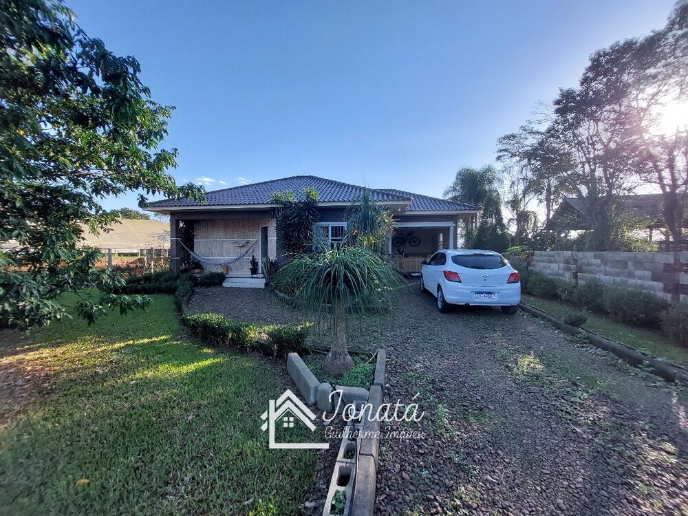 Casa à venda com 2 quartos, 2063m² - Foto 1