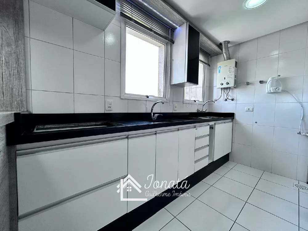 Apartamento à venda com 2 quartos, 72m² - Foto 6