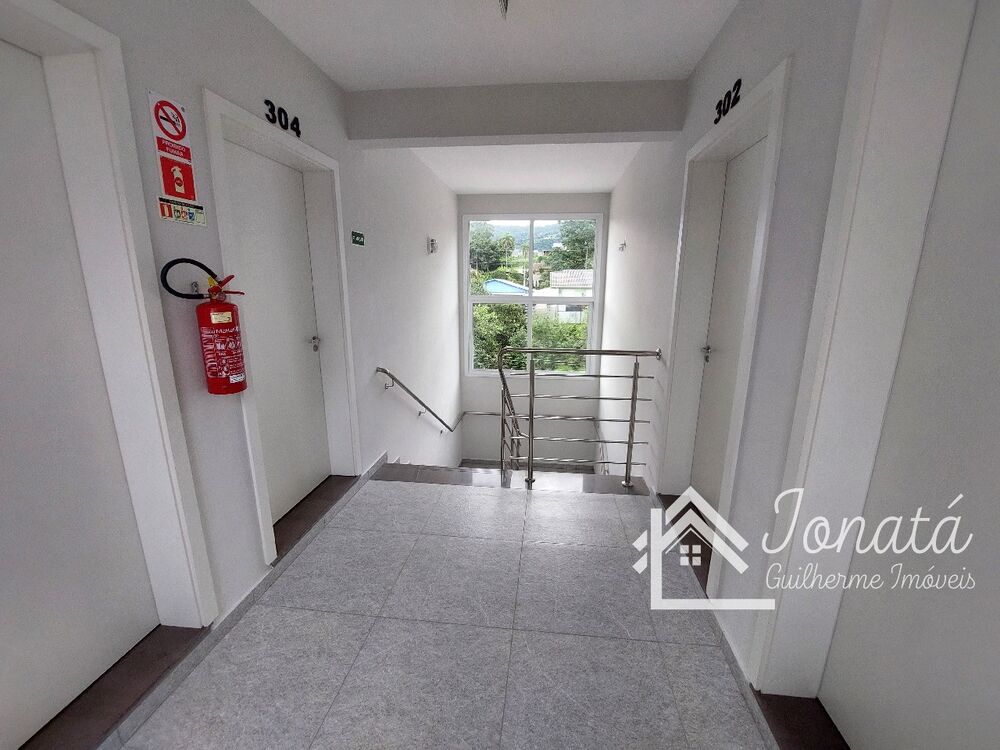 Apartamento à venda com 2 quartos, 72m² - Foto 3