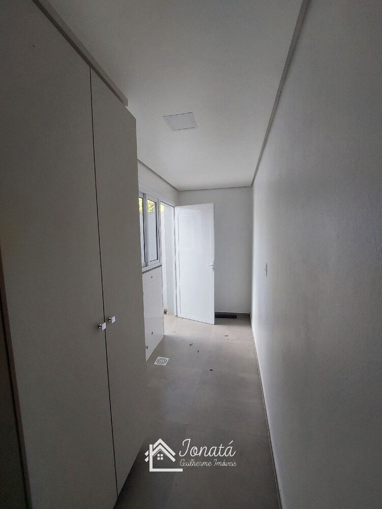 Apartamento à venda com 2 quartos, 106m² - Foto 1