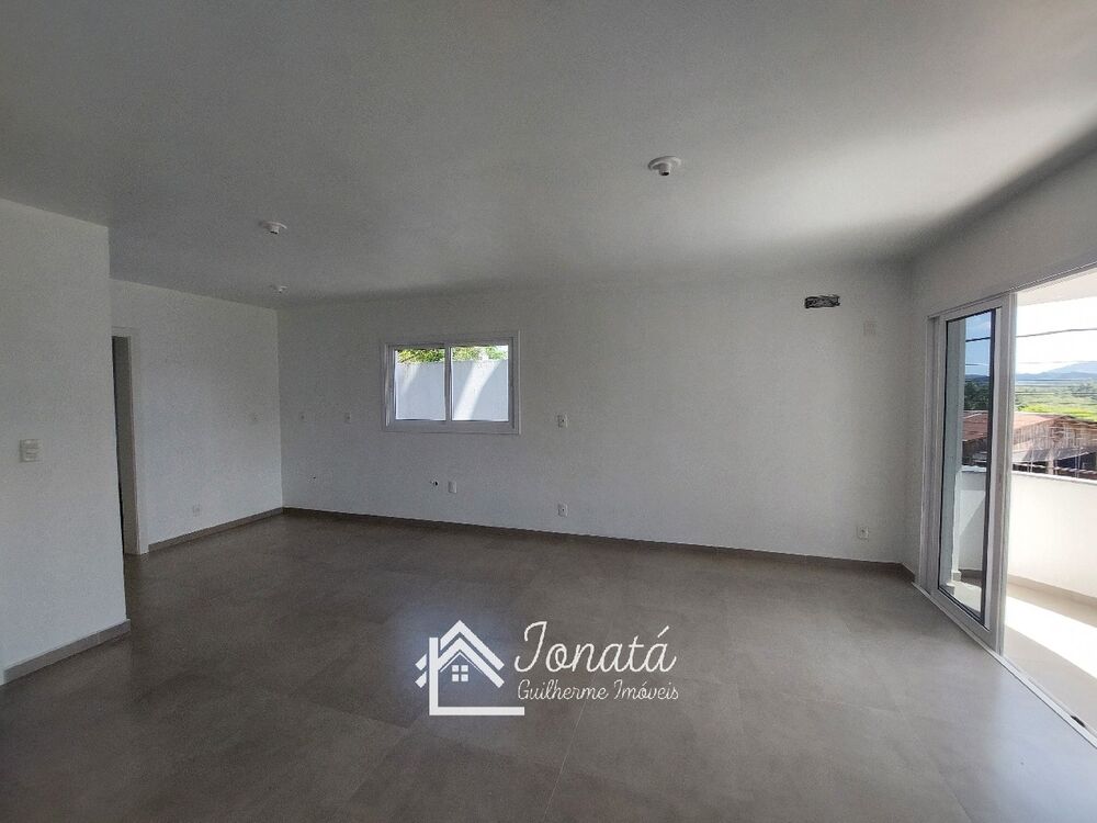 Apartamento à venda com 2 quartos, 106m² - Foto 2