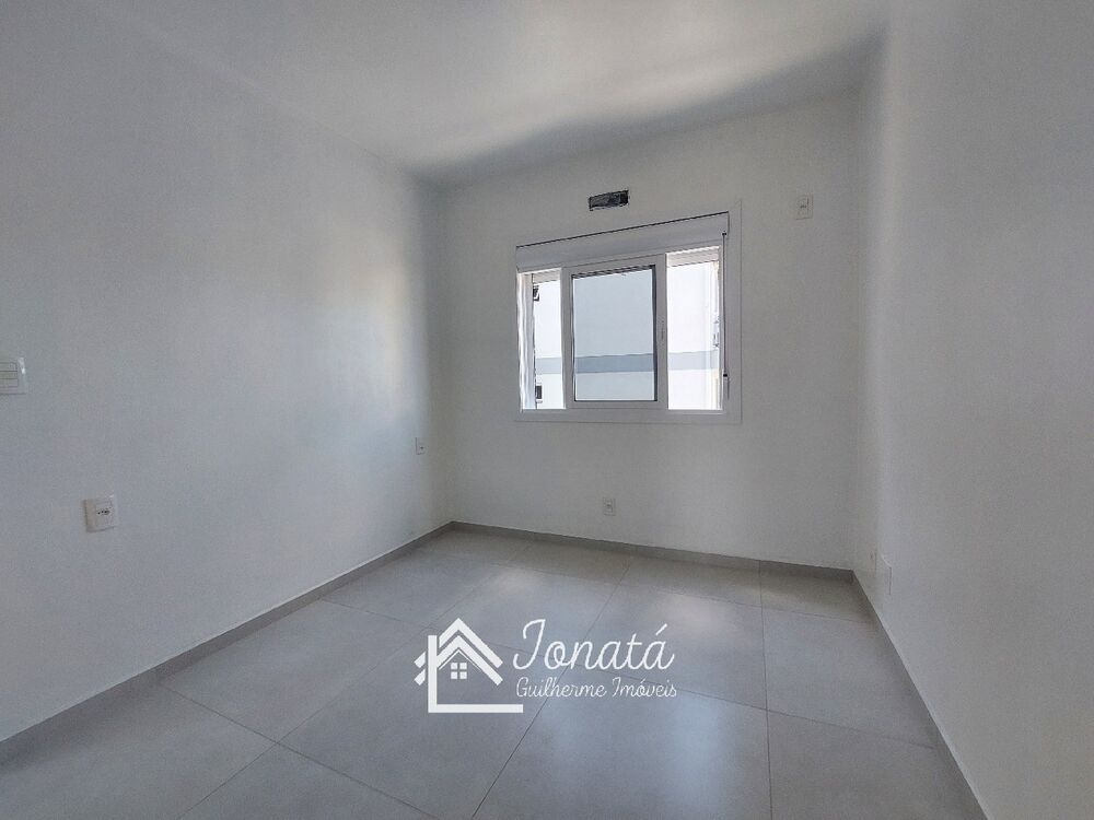 Apartamento à venda com 2 quartos, 106m² - Foto 3