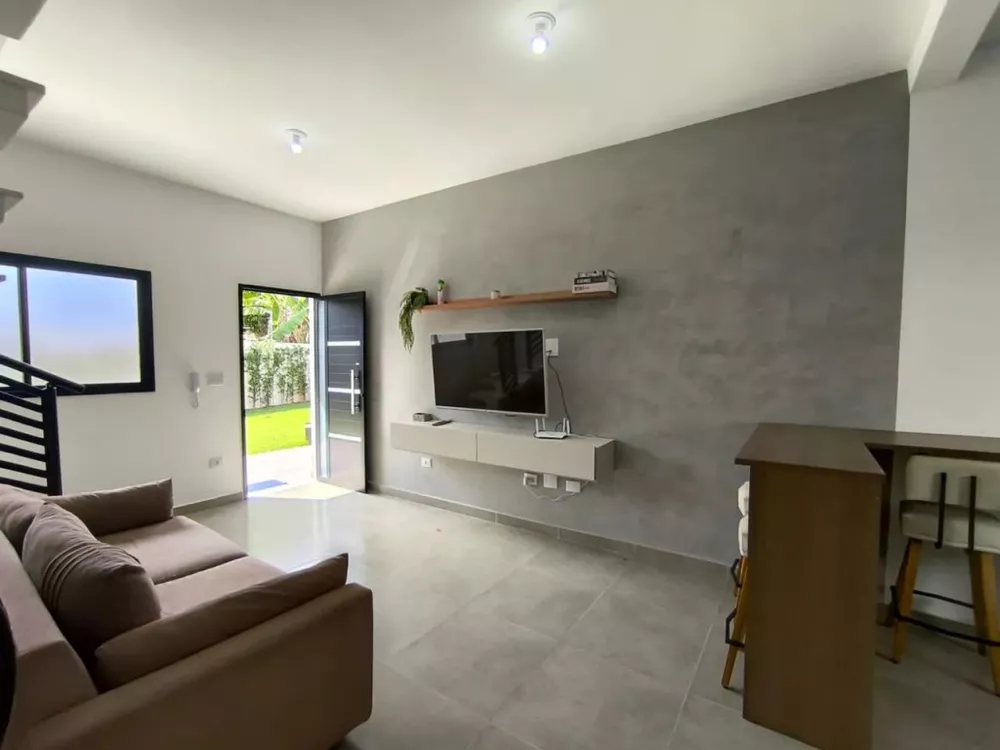 Casa, 3 quartos, 74 m² - Foto 1