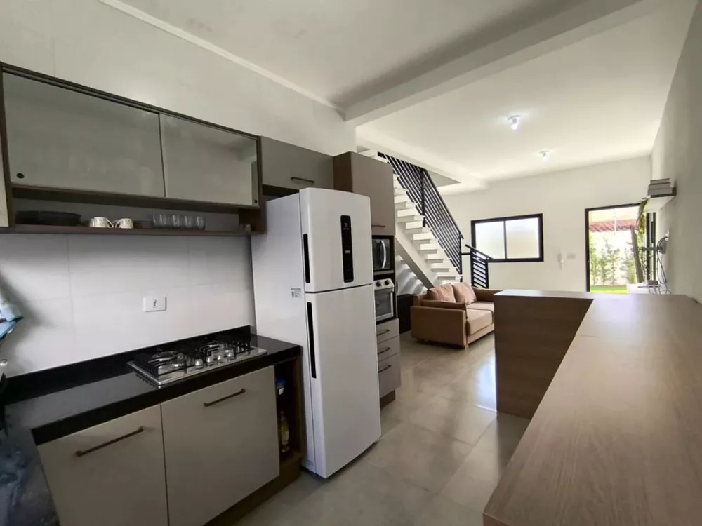 Casa, 3 quartos, 74 m² - Foto 2