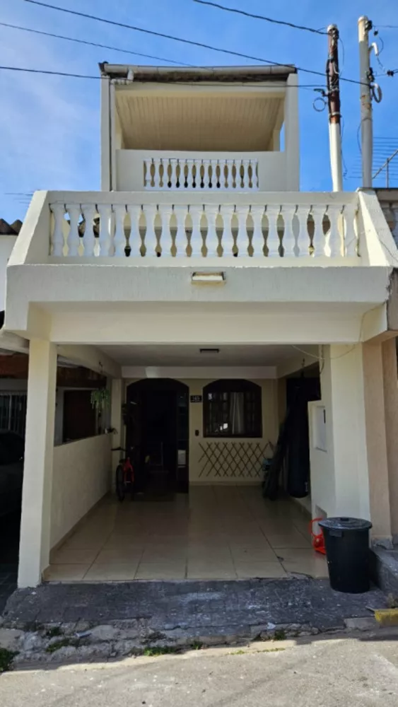 Casa, 4 quartos, 180 m² - Foto 1