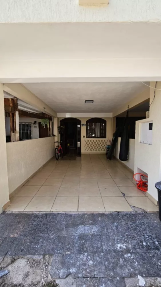 Casa, 4 quartos, 180 m² - Foto 2