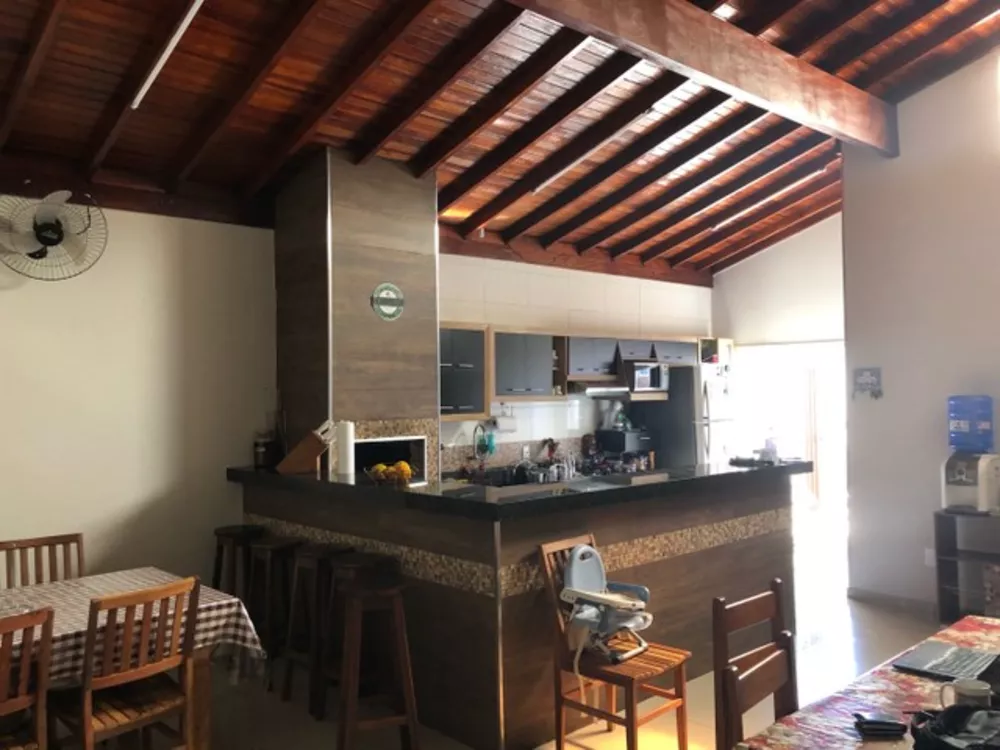 Casa, 2 quartos, 225 m² - Foto 2