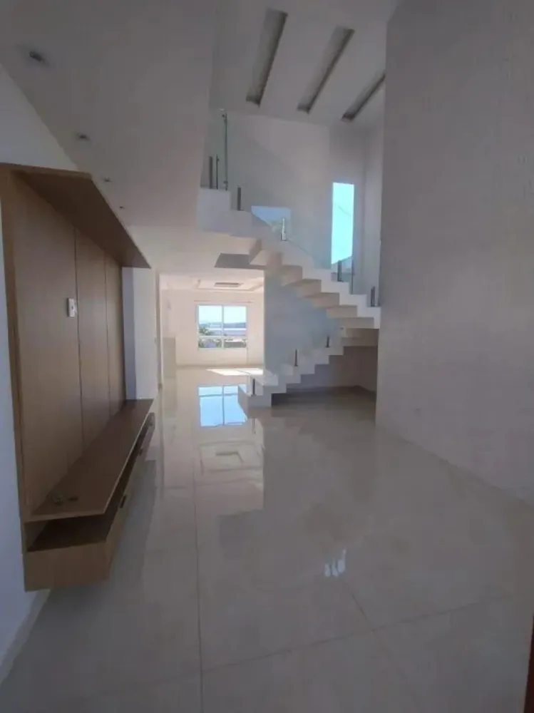 Casa, 4 quartos, 229 m² - Foto 5