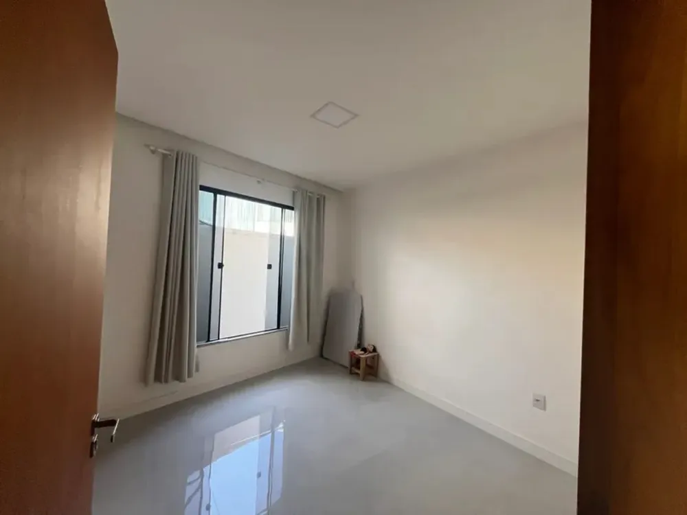 Casa, 4 quartos, 240 m² - Foto 4