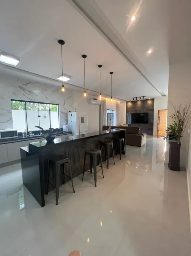Casa, 4 quartos, 240 m² - Foto 4