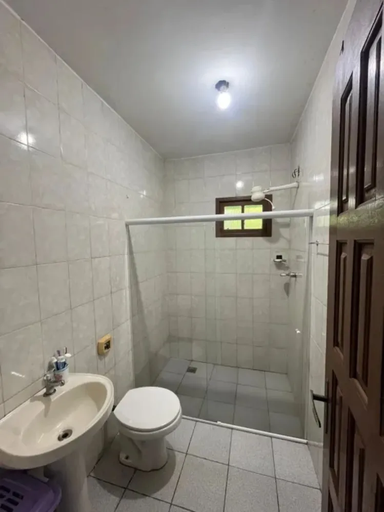 Casa, 3 quartos, 200 m² - Foto 2