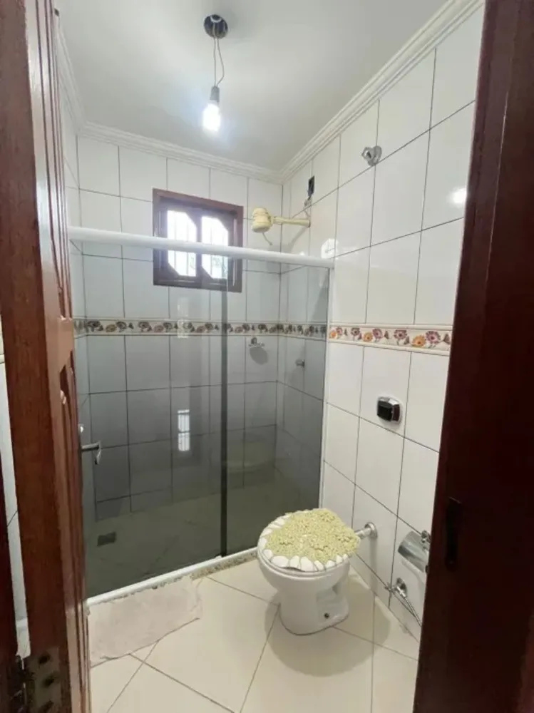 Casa, 3 quartos, 200 m² - Foto 1