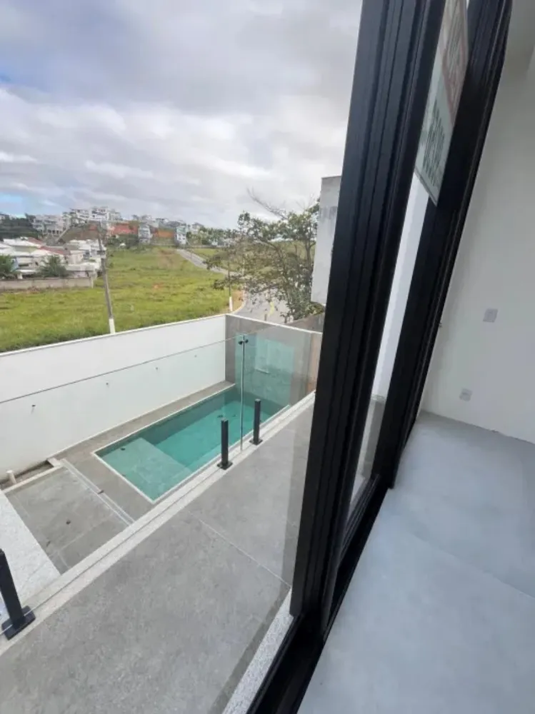 Casa, 5 quartos, 400 m² - Foto 1