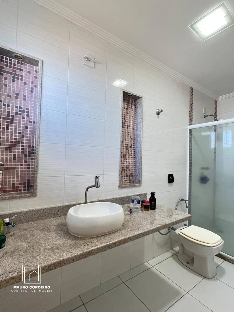 Casa, 5 quartos, 294 m² - Foto 2