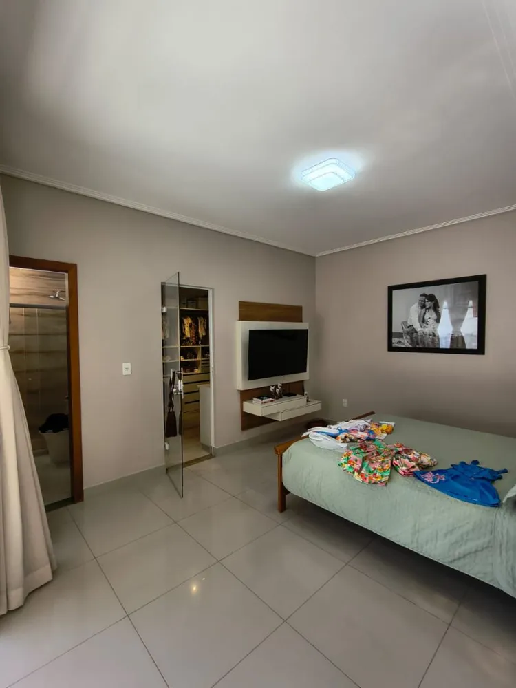 Casa, 3 quartos, 211 m² - Foto 24