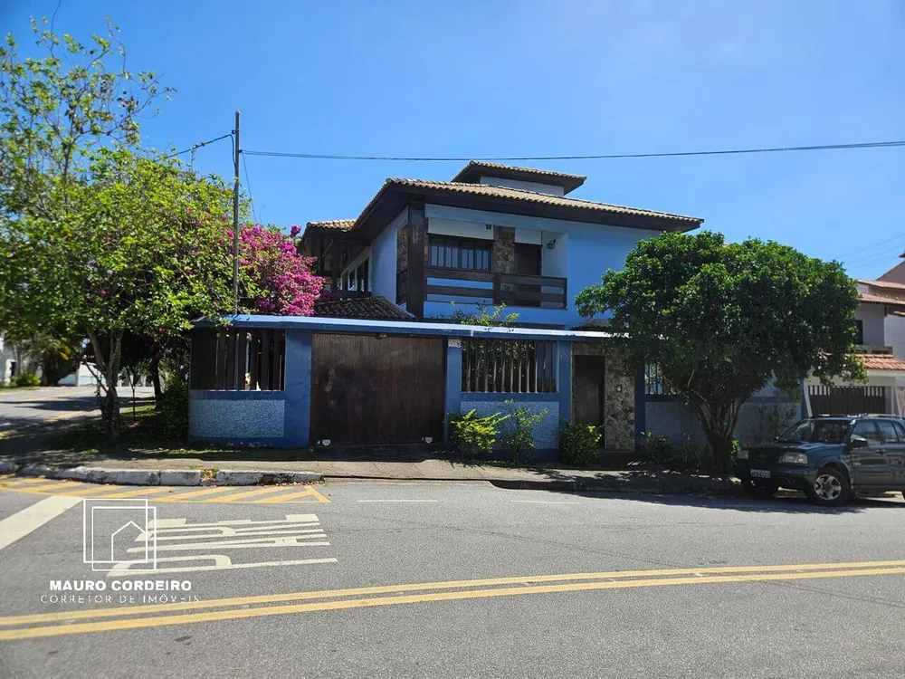 Casa, 6 quartos, 600 m² - Foto 1