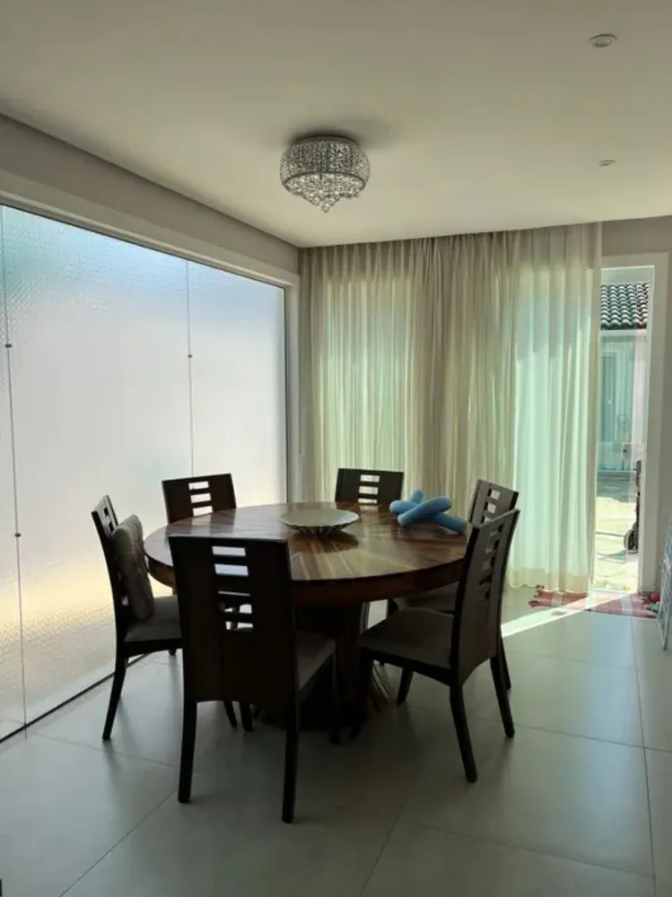 Casa, 3 quartos, 280 m² - Foto 3