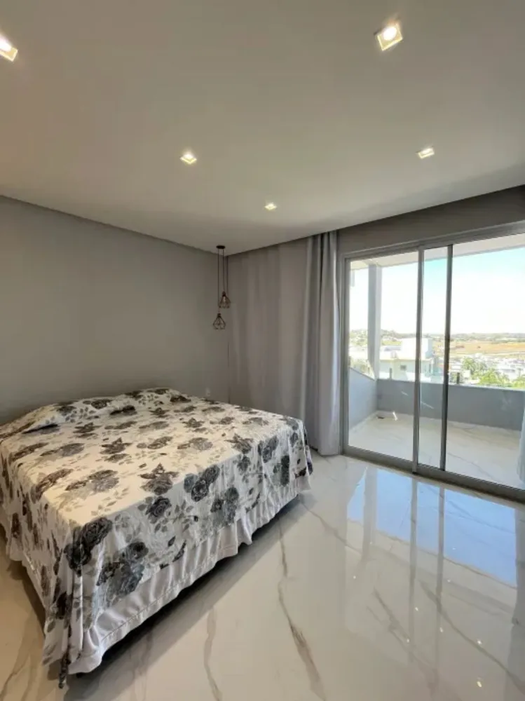 Casa, 4 quartos, 262 m² - Foto 8