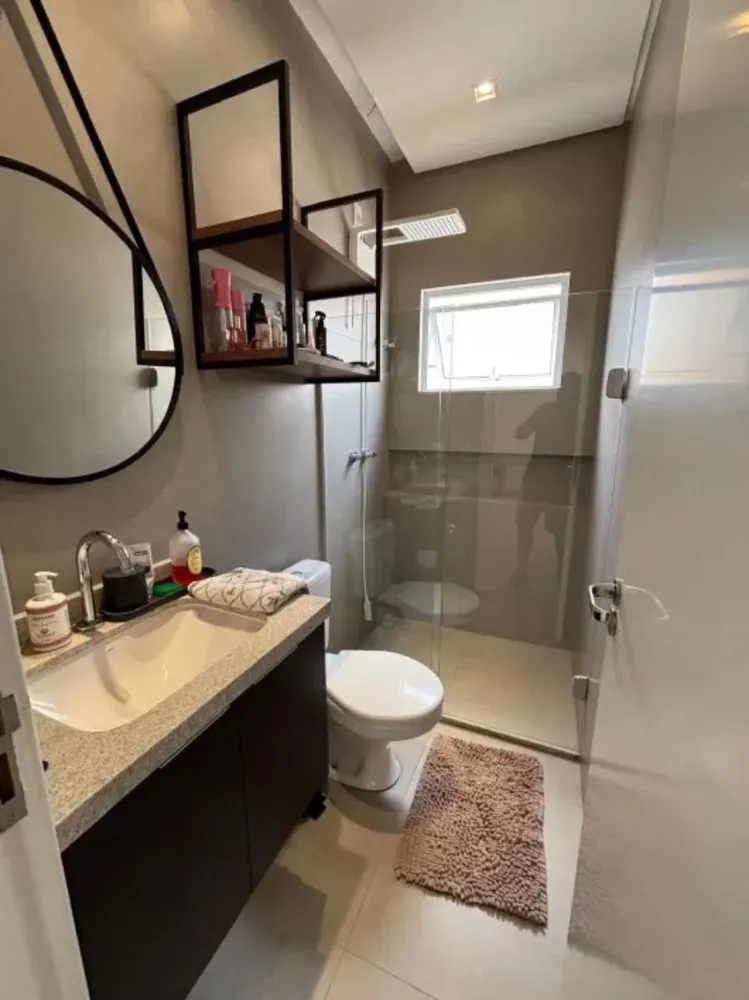 Casa, 3 quartos, 182 m² - Foto 1