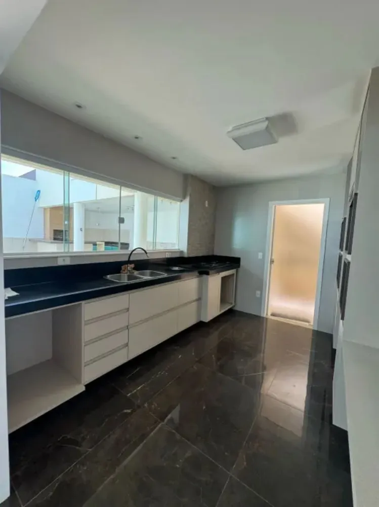 Casa, 4 quartos, 277 m² - Foto 30