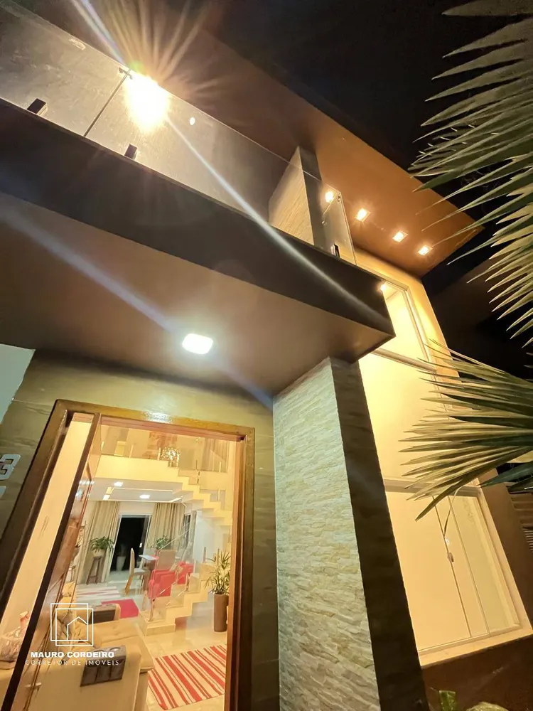 Casa, 4 quartos, 248 m² - Foto 2