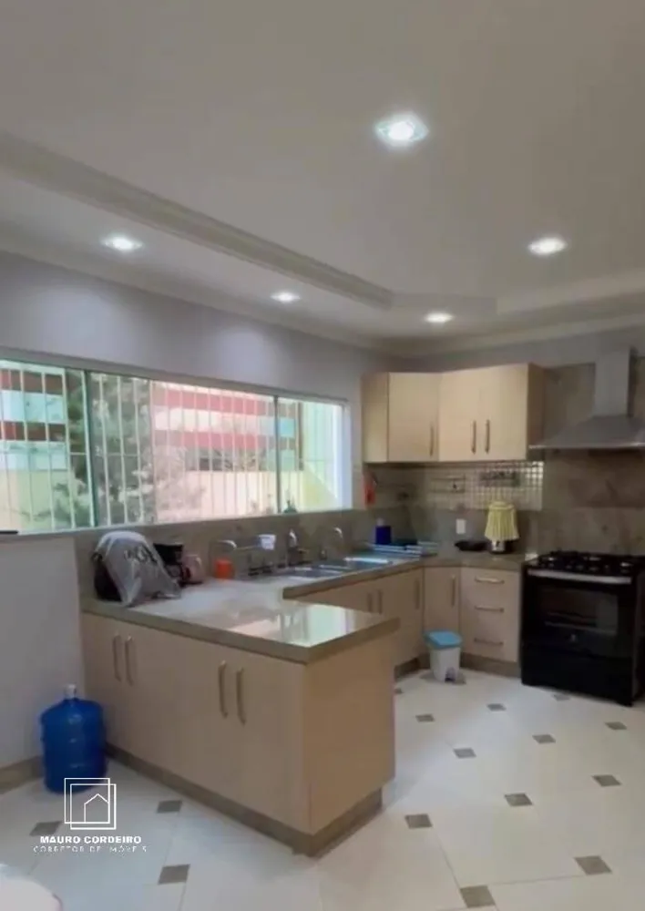 Casa, 4 quartos, 241 m² - Foto 11