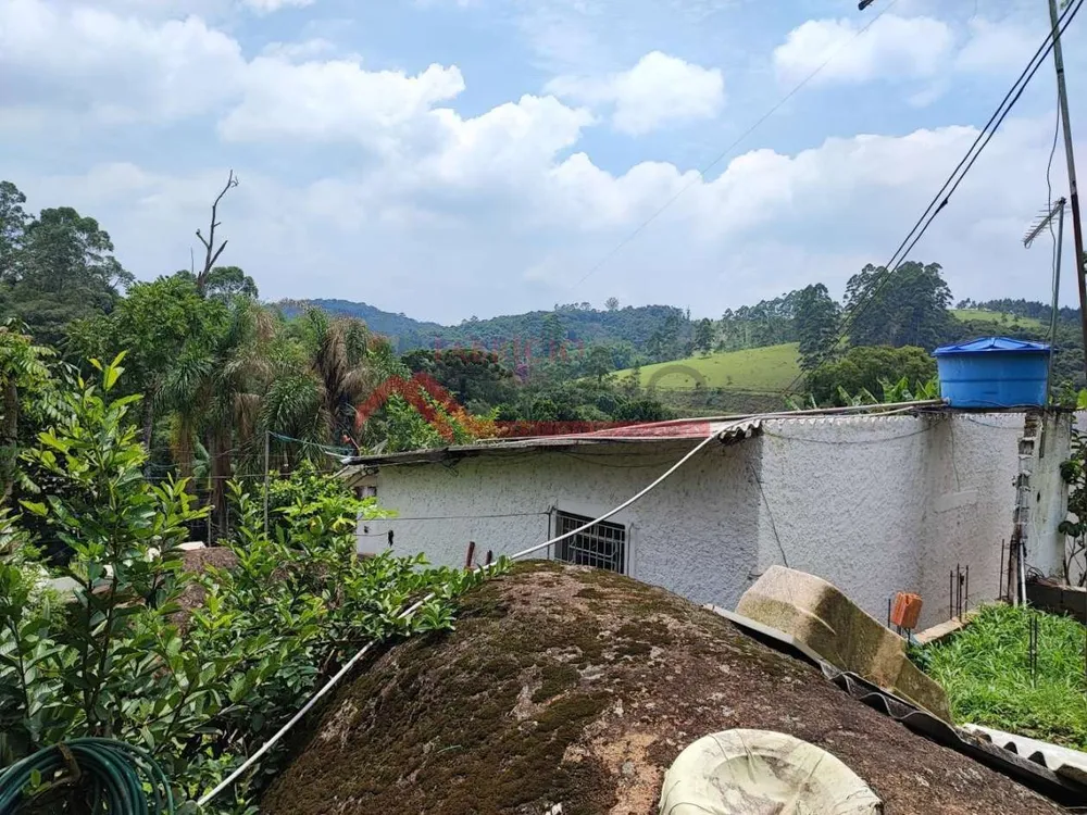 Chácara, 3 quartos, 1130 m² - Foto 2