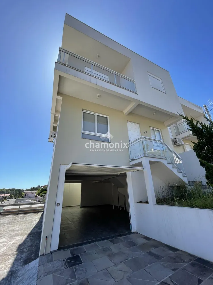 Sobrado, 3 quartos, 168 m² - Foto 1