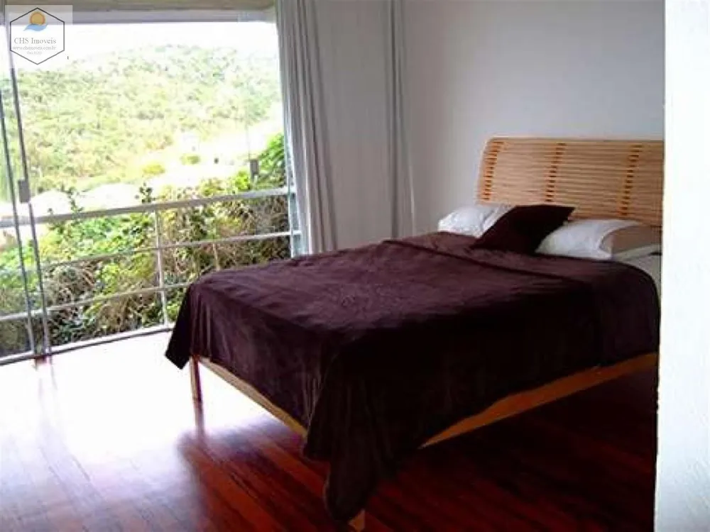 Casa, 4 quartos, 210 m² - Foto 2