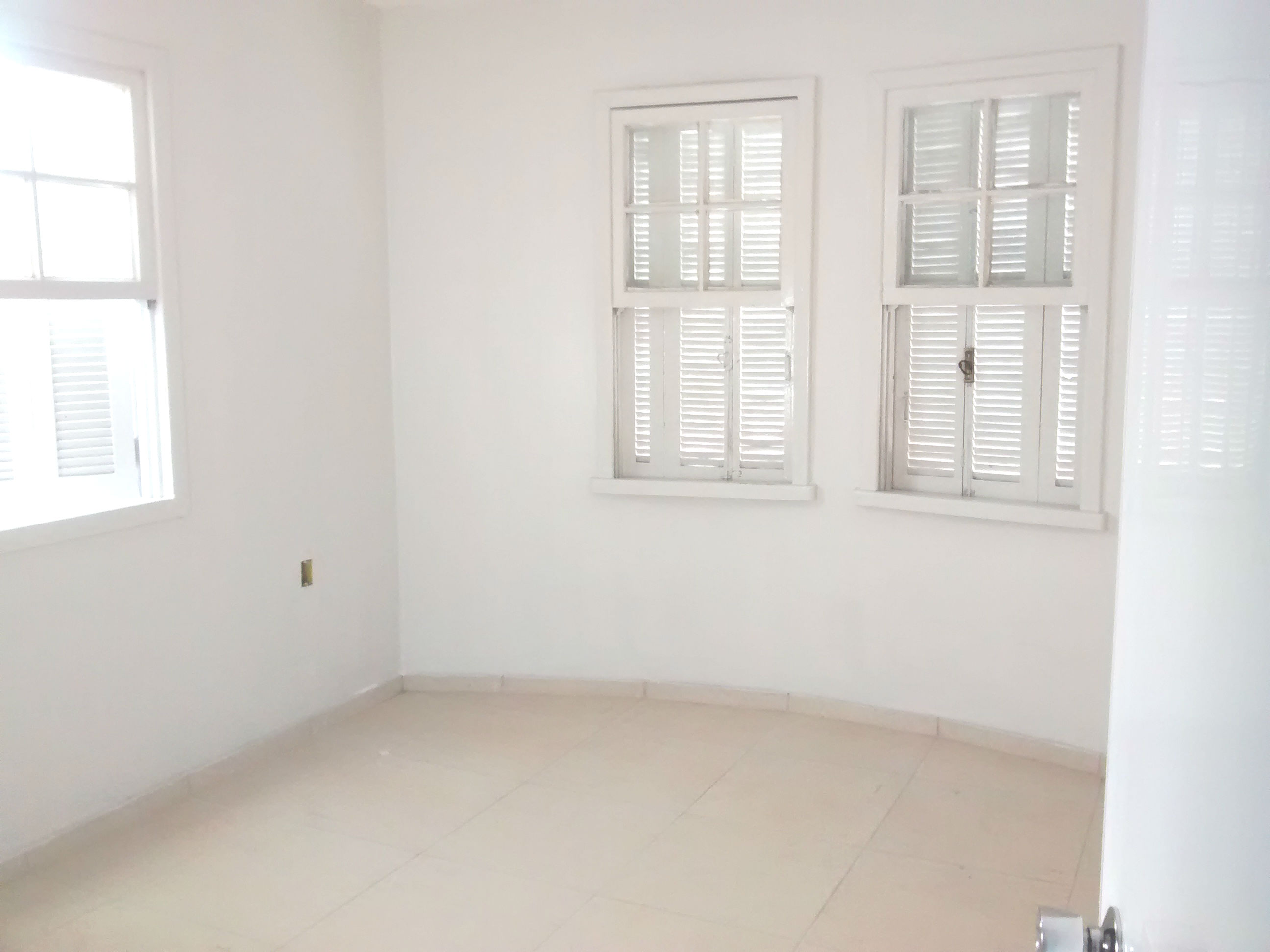 Casa Comercial para alugar com 2 quartos, 800m² - Foto 10