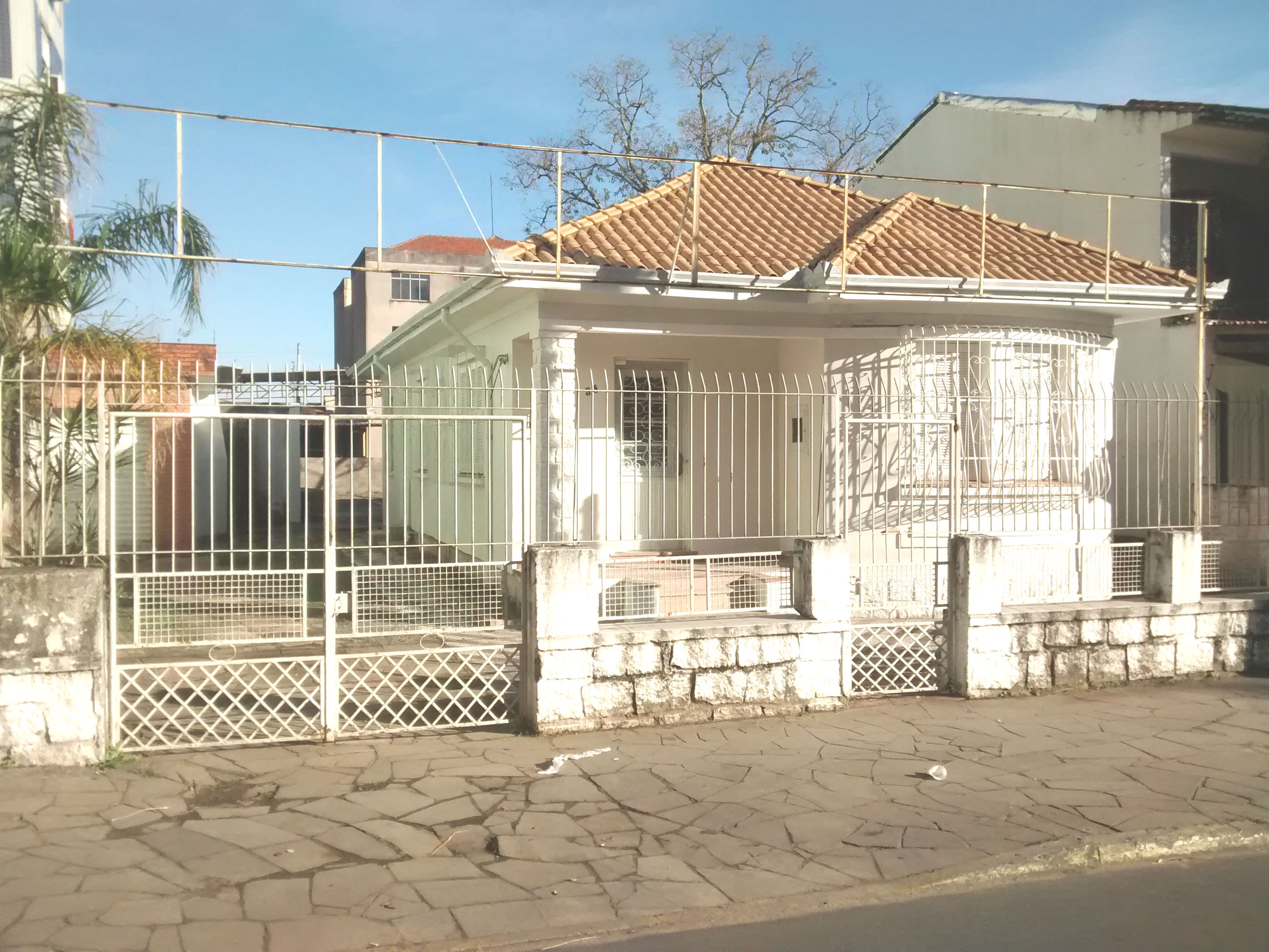 Casa Comercial para alugar com 2 quartos, 800m² - Foto 1