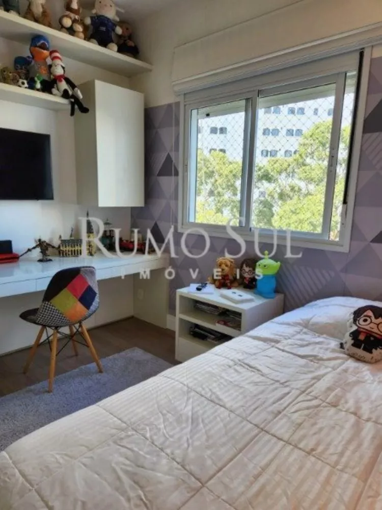 Apartamento à venda com 3 quartos, 135m² - Foto 11