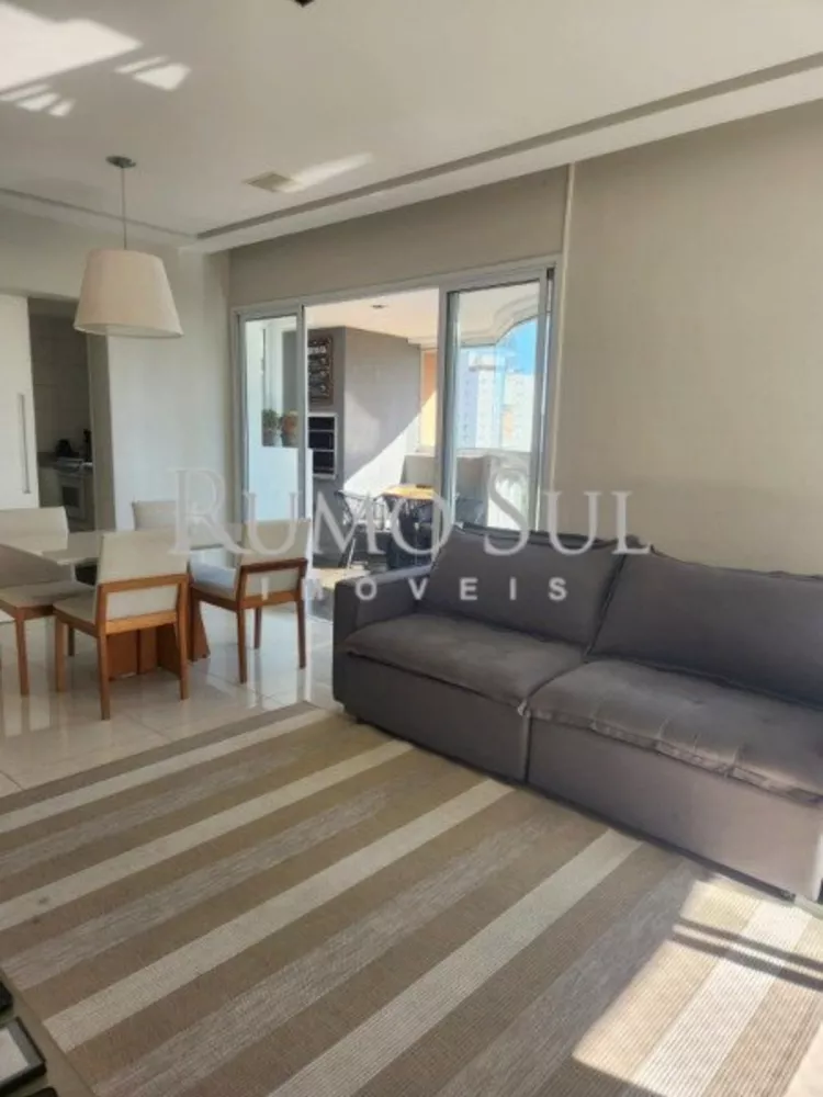 Apartamento à venda com 3 quartos, 135m² - Foto 2