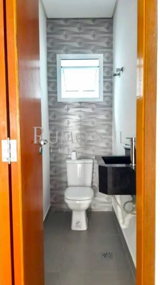 Casa à venda com 3 quartos, 100m² - Foto 4