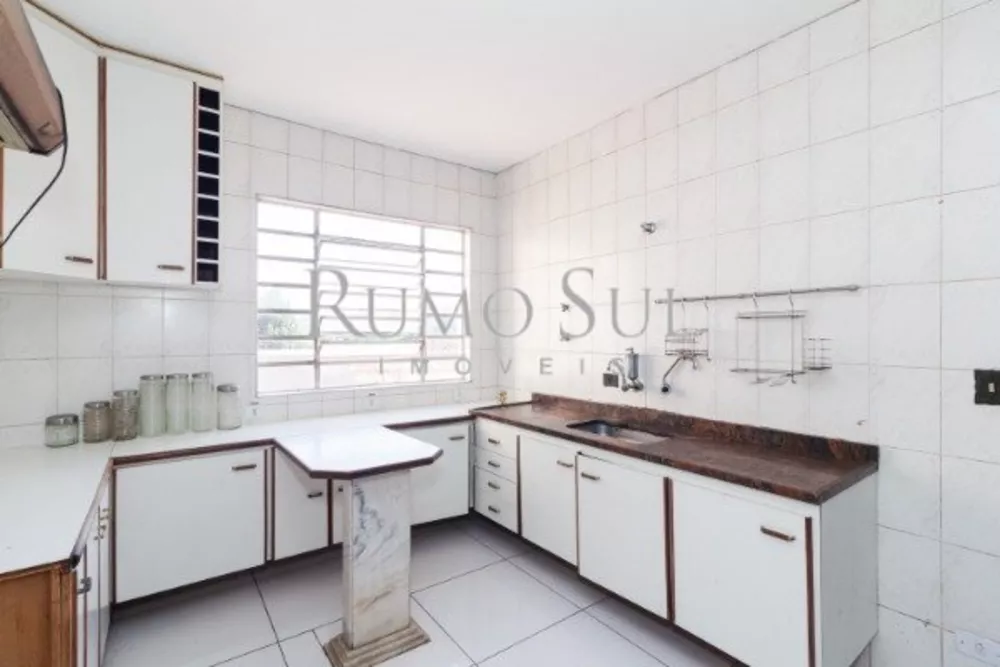 Casa à venda com 3 quartos, 201m² - Foto 6