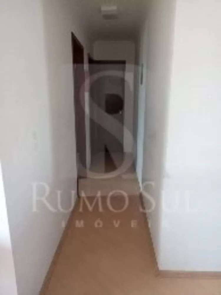 Apartamento à venda com 2 quartos, 75m² - Foto 4